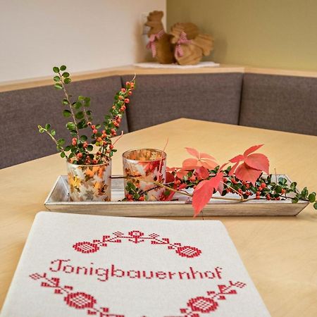 Tonigbauernhof Blumenwiese Schenna Eksteriør billede